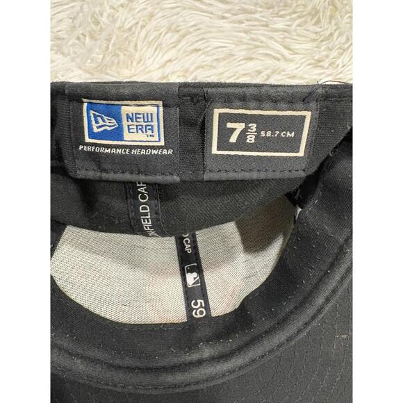 CINNCINATI RED‎ 7 3/8 NEW ERA 59FIFTY BASEBALL HAT CAP FITTED NEW BLACK RED BRIM - Picture 3 of 3